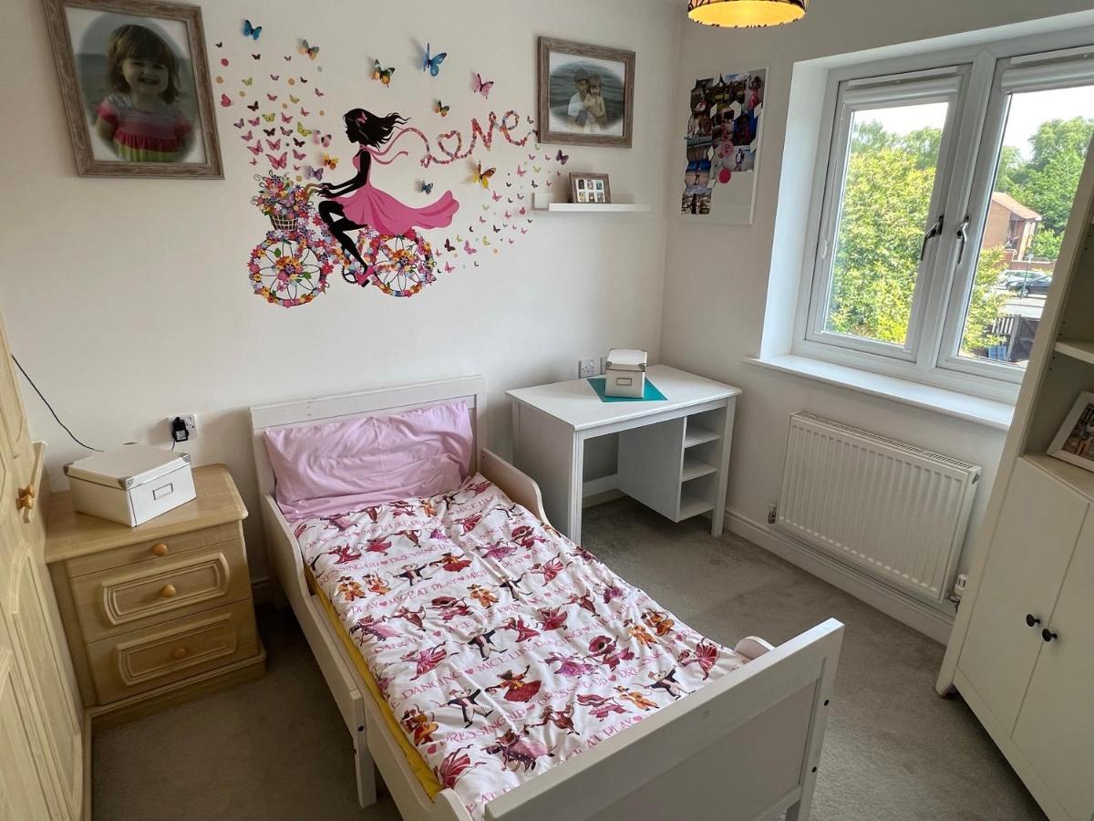 Simply Stunning 2 Bedroom Home With Parking Space Nottingham Extérieur photo